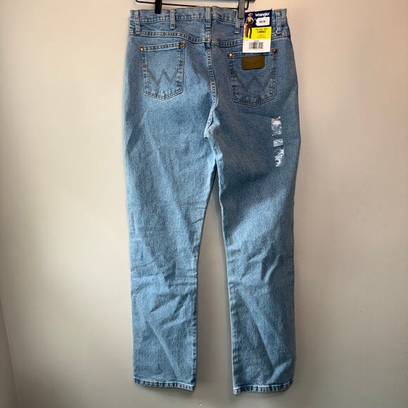 Wrangler Women's Natural Rise Slim Fit Tapered Leg Jeans Size 15 x 34 14MWZ - Picture 4 of 6